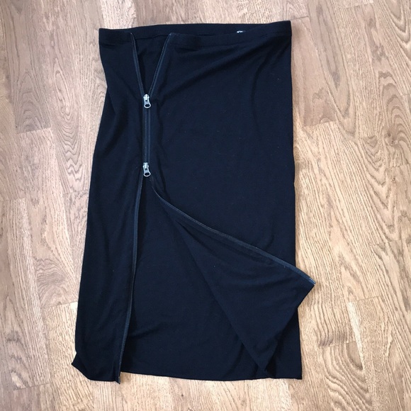 Skirt - Picture 3 of 4